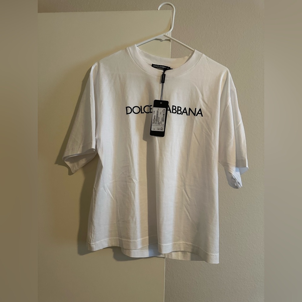 Dolce & Gabbana White Short Sleeve Tee
100% Authentic